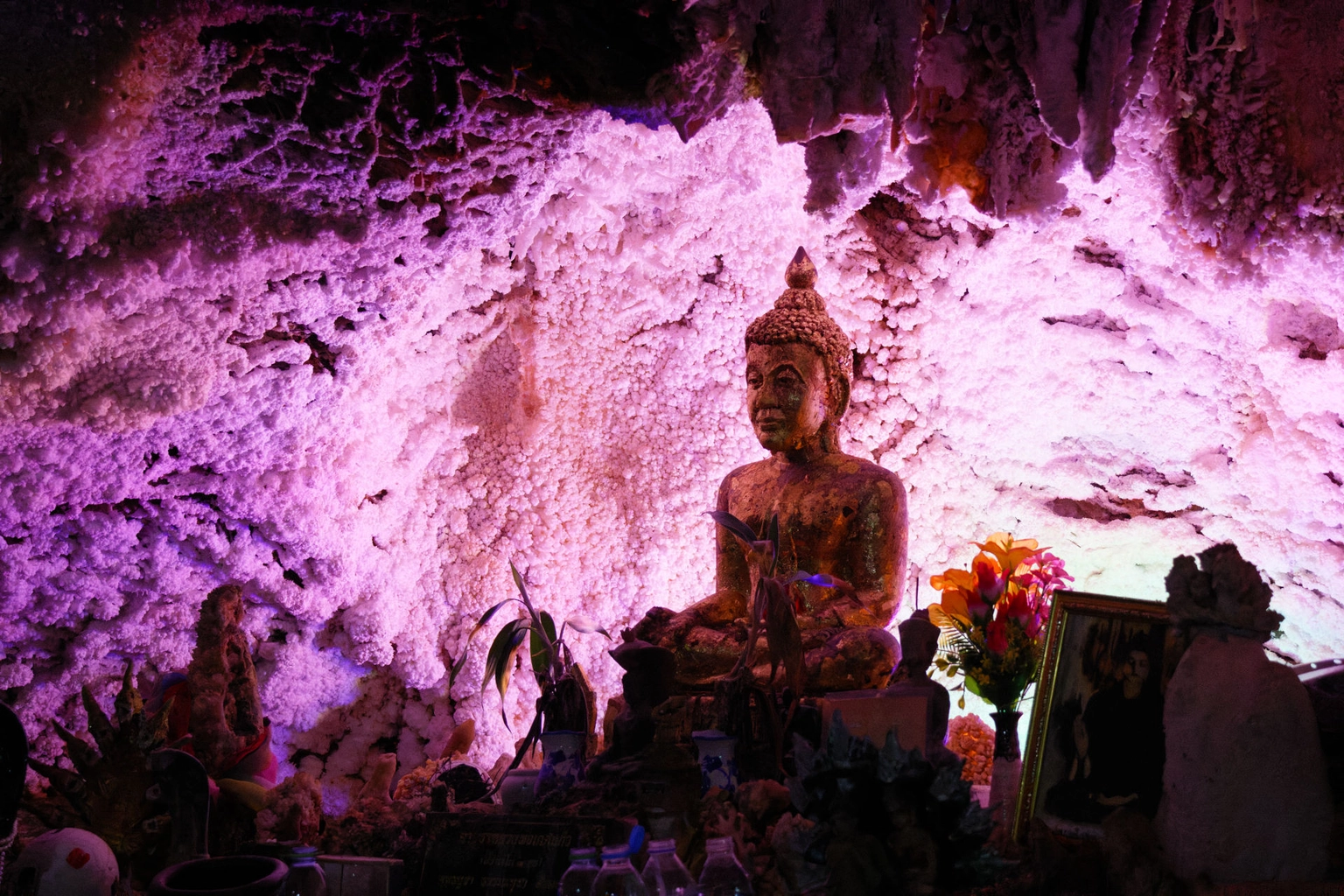 Dans la grotte